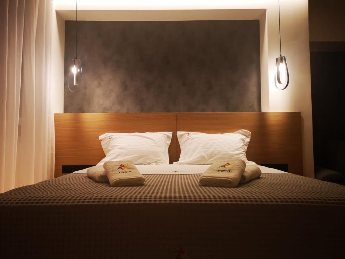 Triple A - Prime Location - Between Monastiraki & Syntagma Square-Free Parking! เอเธนส์ ภายนอก รูปภาพ