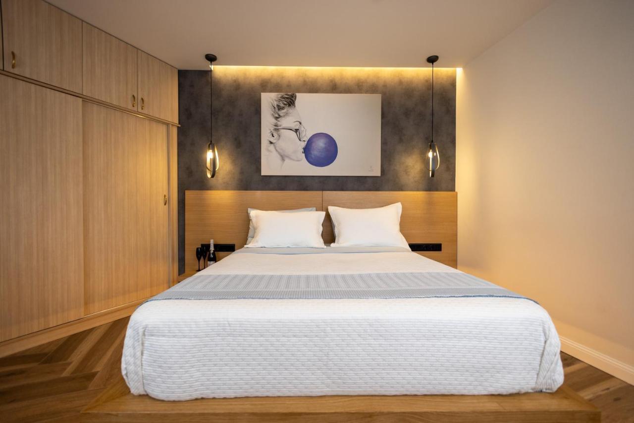 Triple A - Prime Location - Between Monastiraki & Syntagma Square-Free Parking! เอเธนส์ ภายนอก รูปภาพ
