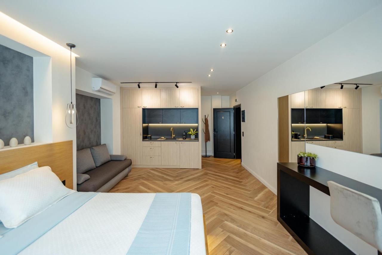 Triple A - Prime Location - Between Monastiraki & Syntagma Square-Free Parking! เอเธนส์ ภายนอก รูปภาพ